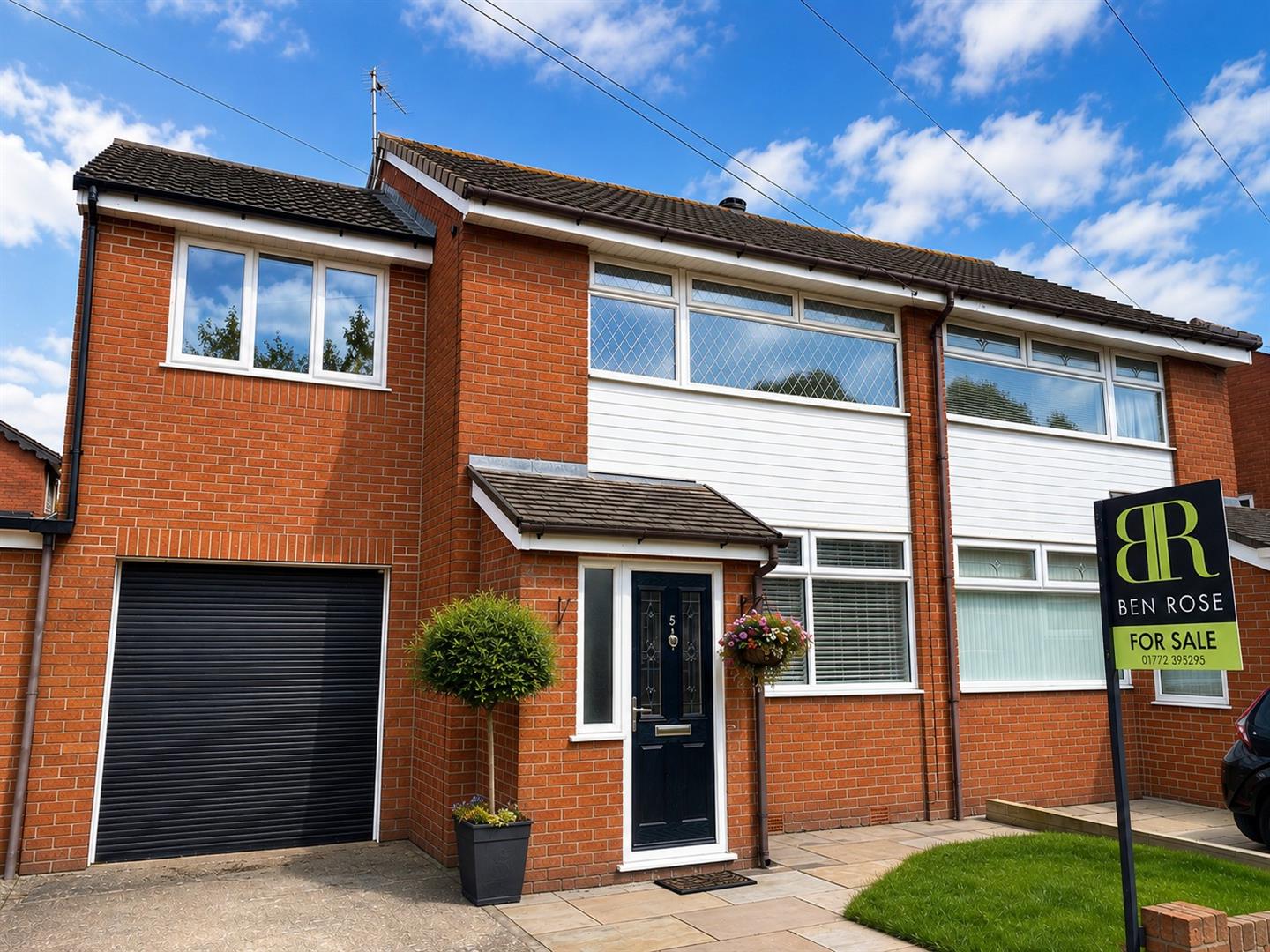 4 bed property in Yarrow Close, Leyland